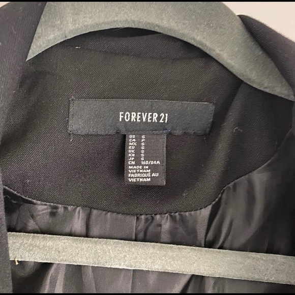 Forever 21 black blazer jacket - Picture 2 of 3